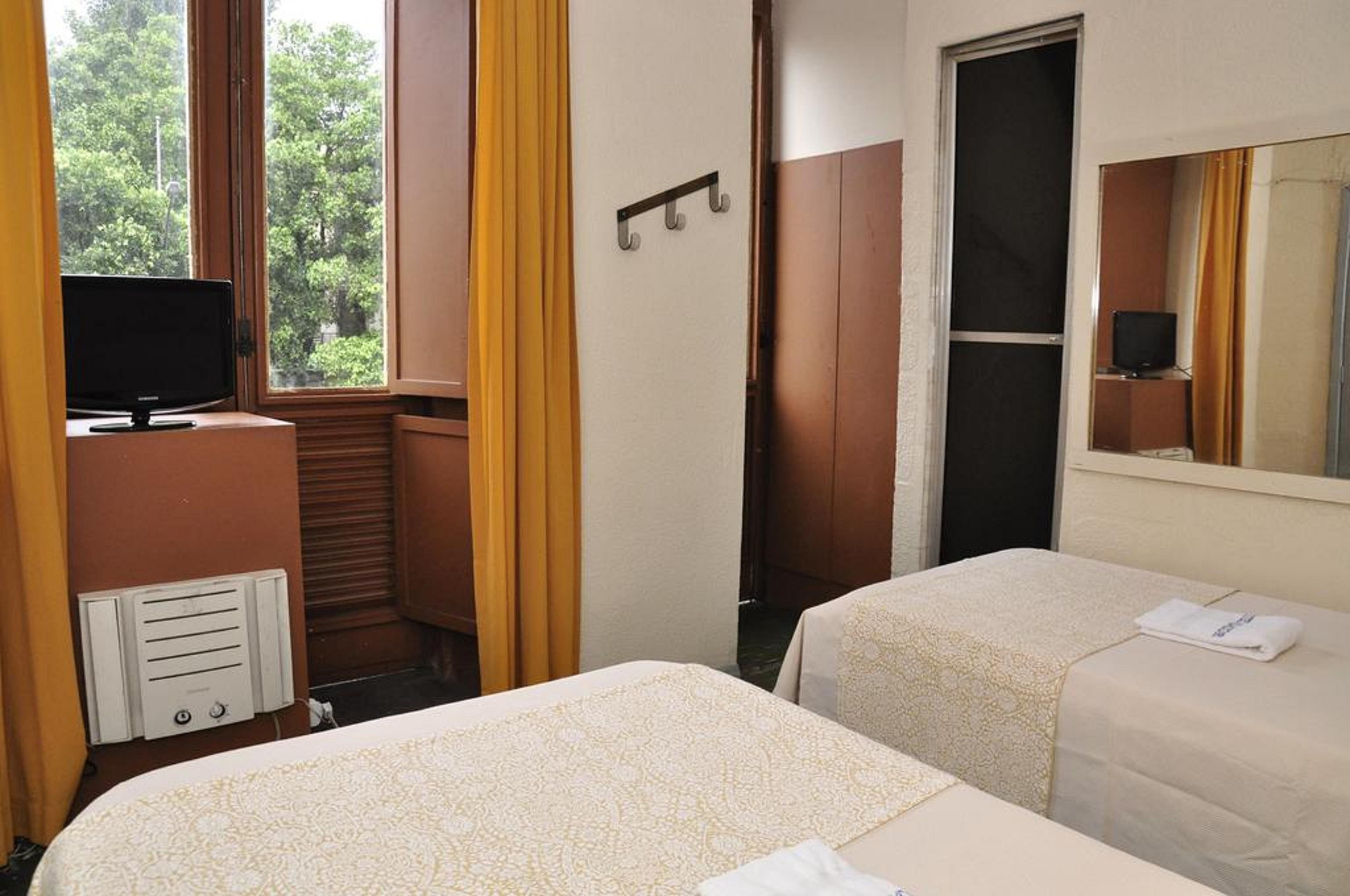 ריו דה ז'ניירו Hotel Plaza Riazor מראה חיצוני תמונה