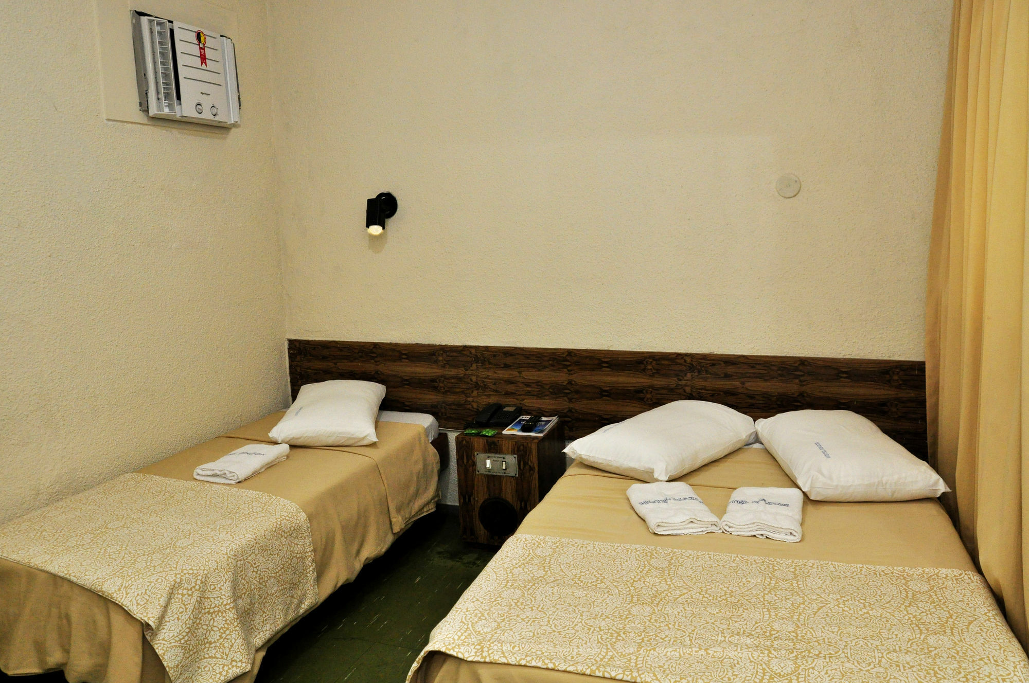 ריו דה ז'ניירו Hotel Plaza Riazor מראה חיצוני תמונה